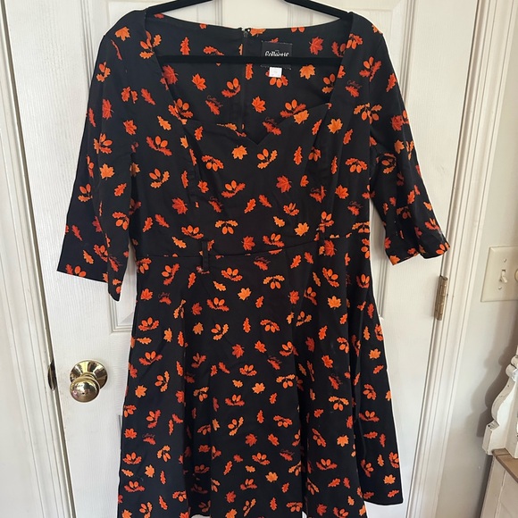 ELIANA COLLECTIF RETRO 50S ACORN PRINT SWING DRESS - Uk - Fall / Autumn theme - Picture 3 of 13